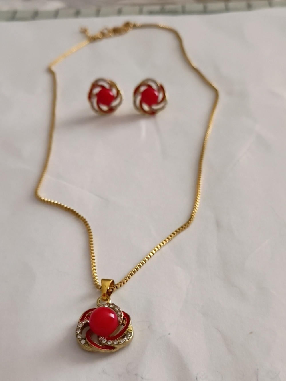 Gold-Tone Necklace and Stud Earrings with Red Center Stones